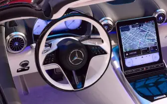 邁巴赫也難逃 儀表沒畫面 ！《台灣賓士》召回C-Class、E-Class、SL、CLE、GLC
