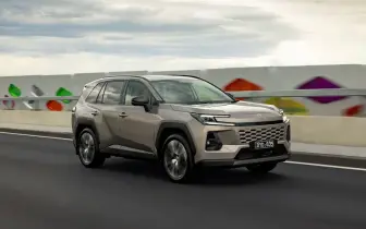 混合動力 SUV 為什麼突然變熱門？消費者用行動選出最務實答案