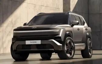 大改款《Hyundai Tucson》首度亮相！瞇瞇眼車頭 渾身肌肉 軸距拉長30mm 空間暴增