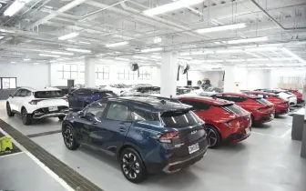 Kia高雄原廠精選中古車展 Sportage、Carnival...等 逾40台低里程車款 原廠保固5年起