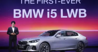 大台的更便宜！《BMW》首次在印度生產長軸i5 更具價格優勢