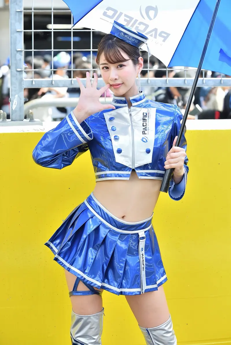 aoi_tani_