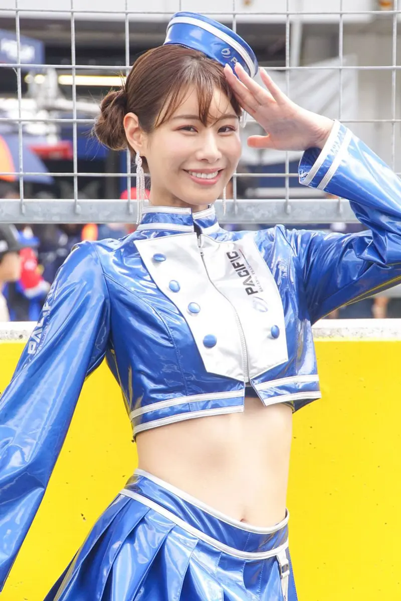 aoi_tani_