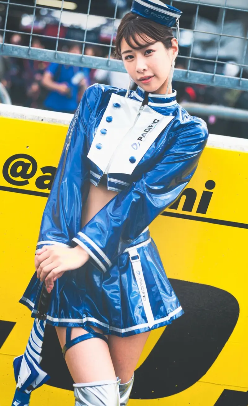 aoi_tani_