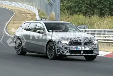 賓士跟不上的腳步！《BMW i3 Touring》純電旅行車 紐北暖身 預計明年發表