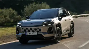 和泰下修全年車市預估，新世代 RAV4 成今年銷售最大功臣