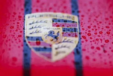 這次不賣車！《Porsche》出售IT子公司 攜手《印度塔塔集團》布局AI