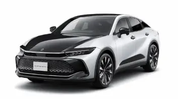 Toyota Crown 小改款即將登場！新外型加上油電升級，台灣已傳出開放預接單