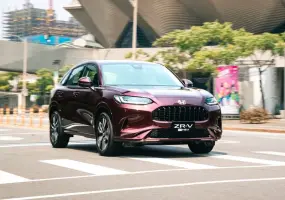 規配搶先看！《Honda ZR-V e:HEV》單一車型 配備到頂 0915上市 