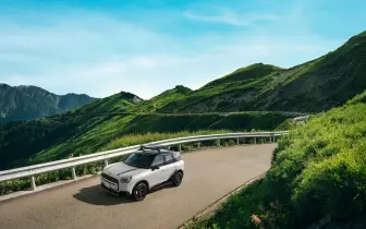 山系型格限時降臨！《MINI Countryman》Green Peak特仕版 專屬車身塗裝 升級Thule車頂置物籃 212萬開跑 全台限量20台