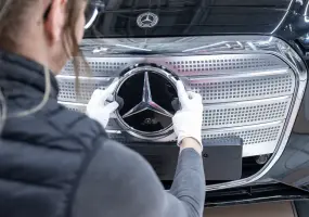 德國人事成本高《Mercedes-Benz》生產重心轉移東歐