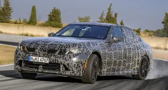 月底發表！全新《BMW 3 Series》保留六缸引擎 首次導入甩尾模式 延續操駕與科技開放理念