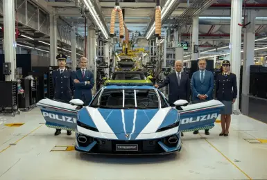 907匹Lamborghini Temerario變警車！義大利警方用它搶救生命