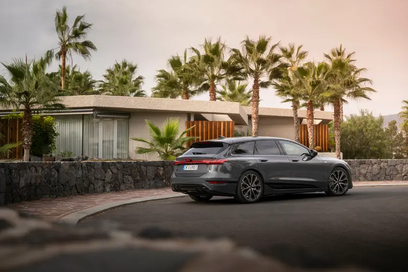 Audi A6 e-tron