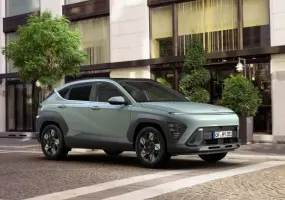 清庫存 售價新低！全新進口 Hyundai Kona hybrid 平均油耗25.3 km/L 接單價免百萬