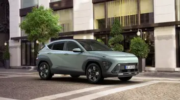 清庫存 售價新低！全新進口 Hyundai Kona hybrid 平均油耗25.3 km/L 接單價免百萬