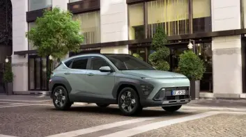Hyundai Kona Hybrid重返台灣！99萬元起接單，最高油耗25.3km/L