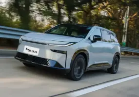 Toyota bZ3X改用中國零件 日本供應商掉大單 生存壓力倍增