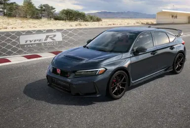 熱血升級還給電熱椅！小改款《Honda Civic Type R》空力、科技與駕馭質感全面精進