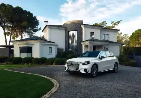 289萬起！全新純電Mercedes-Benz GLC台灣預售開跑：800V系統、715 公里續航