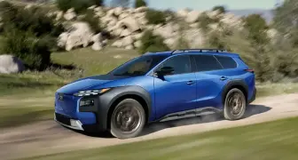 Subaru e-Outback現身台灣街頭！375匹純電跨界休旅即將登場