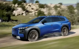 Subaru e-Outback現身台灣街頭！375匹純電跨界休旅即將登場