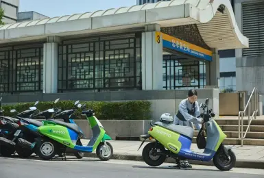 共享機車成捷運最後一哩路關鍵拼圖 WeMo 萬人調查：近八成用戶以共享機車接駁大眾運輸 北市大前瞻運輸研究中心實證每輛共享機車平均可替代逾 5 輛私人機車