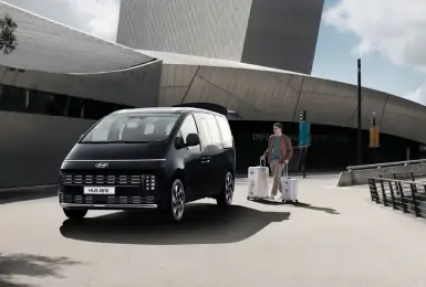降價上市 接單逾5百！小改款《Hyundai Staria》油電車最多降4.2萬元 訂單占比逾8成