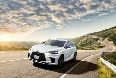 新年式《Lexus RX》更動感！油電車新增後輪轉向 F SPORT改用紅色卡鉗
