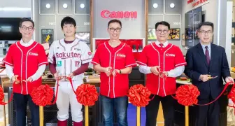 Canon運動主題體驗店  嶄新進駐臺北大巨蛋 陳冠宇化身一日店長  新機預購送限量簽名球