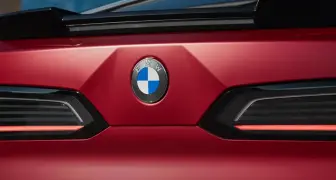 裁員8千人！《BMW》資遣費太優渥 員工們癱瘓後台試算系統