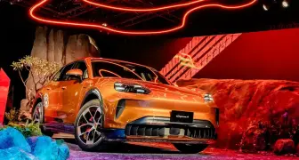對標BMW iX5｜純電《Porsche Cayenne Electric》398萬元起！Turbo馬力破千匹 零百2.5秒