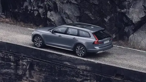 Volvo V90 Cross Country Volvo V90 Cross Country