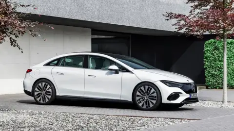 Mercedes Benz EQE