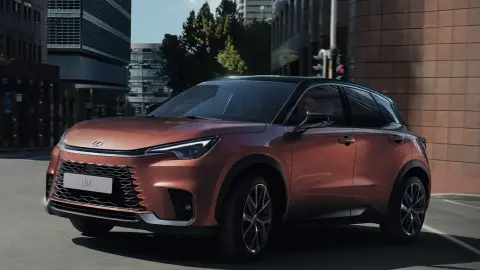 Lexus LBX